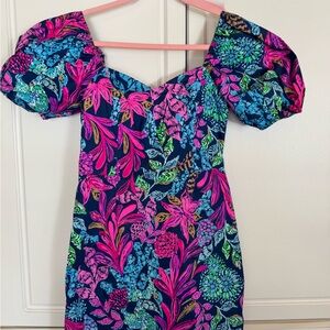 Lilly Pulitzer - Vibrant Floral Puff-Sleeve Romper — Navy, Pink & Teal
